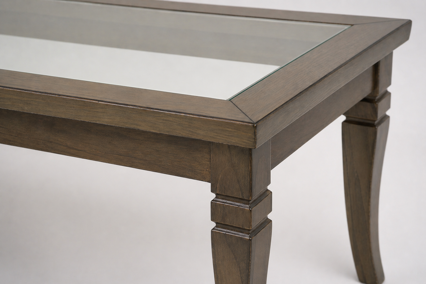 The Zenith Executive Glass Station